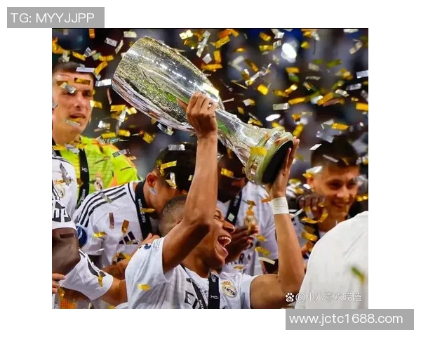 足球巨星汇聚绿茵场展现巅峰对决引爆全球球迷热情